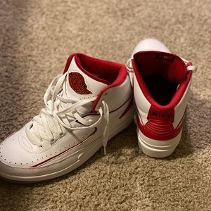 Air Jordan Retro 2